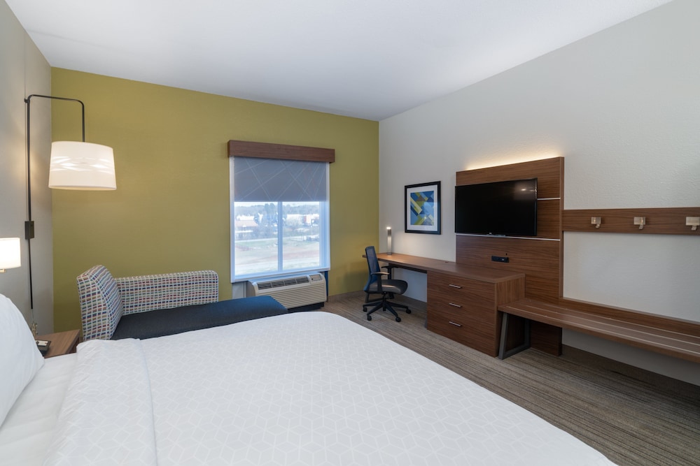 holiday inn express hotel and suites talladega by ihg