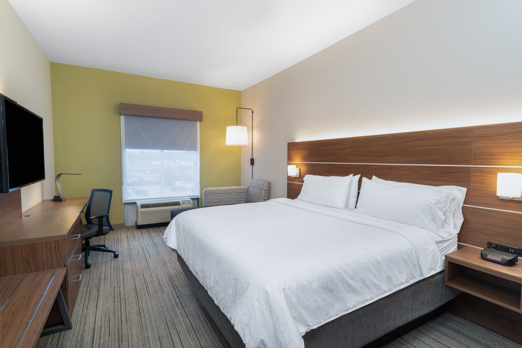 holiday inn express hotel and suites talladega by ihg