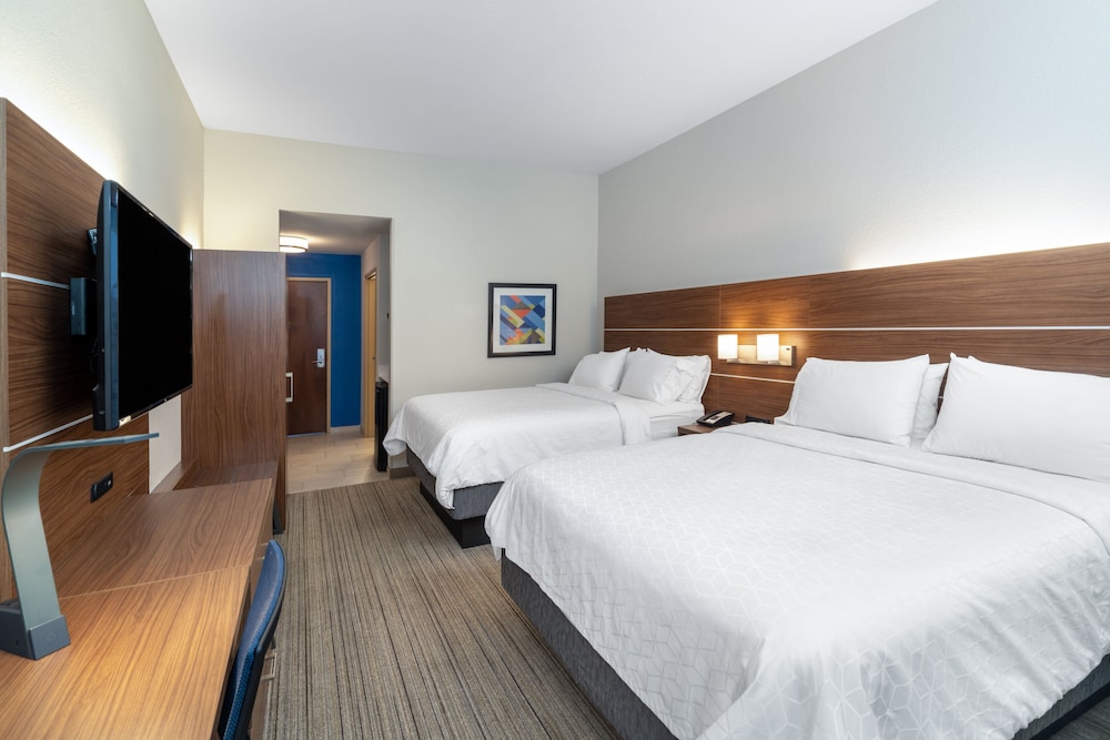 holiday inn express hotel and suites talladega by ihg