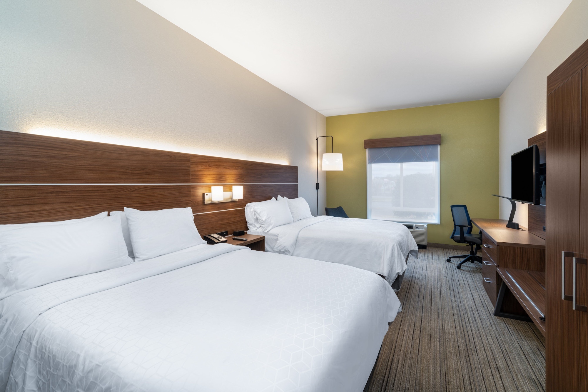 holiday inn express hotel and suites talladega by ihg