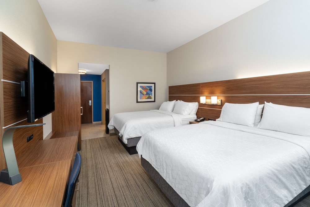 holiday inn express hotel and suites talladega by ihg