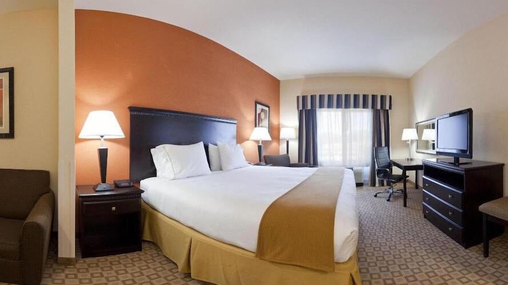 holiday inn express hotel and suites talladega by ihg