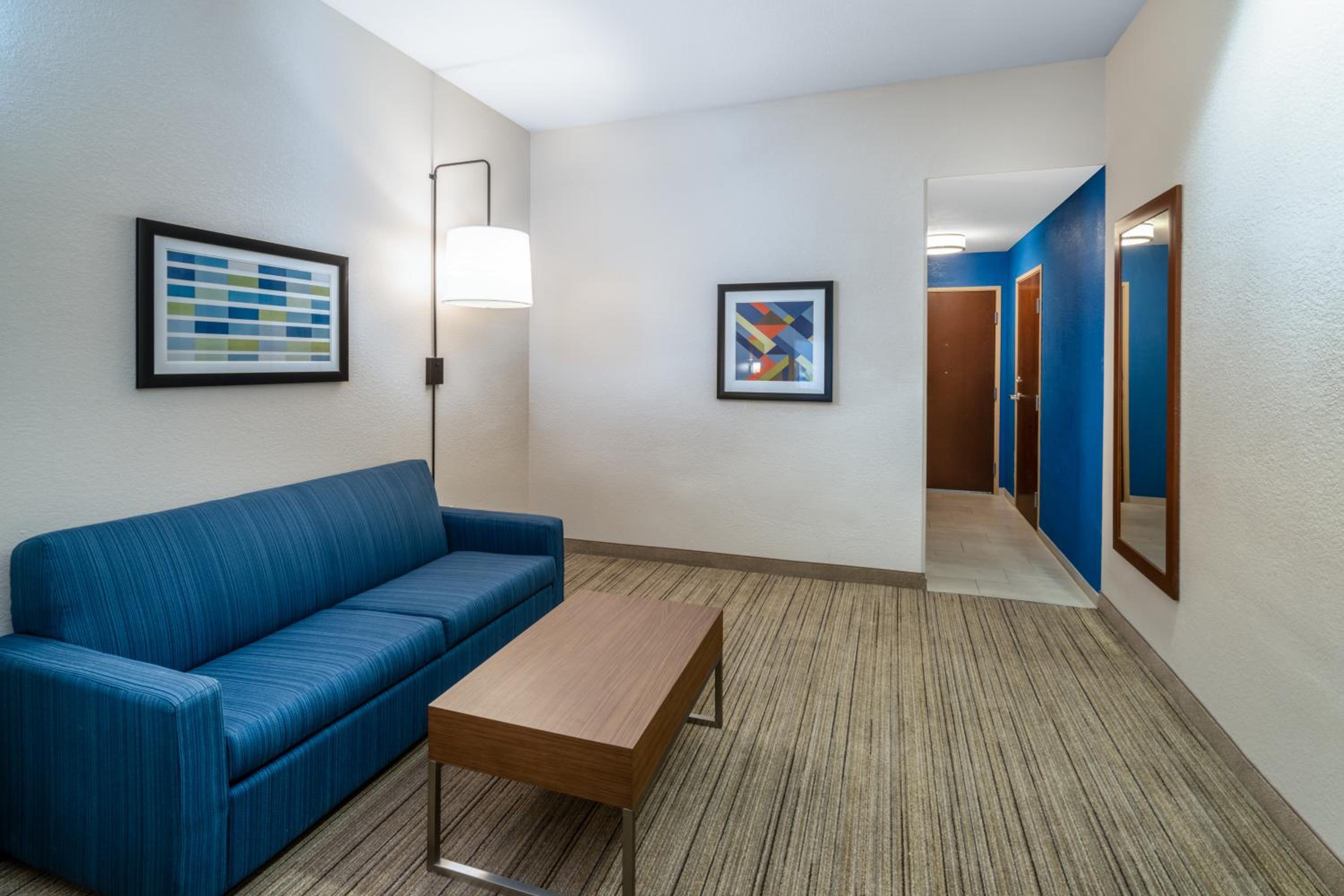 holiday inn express hotel and suites talladega by ihg