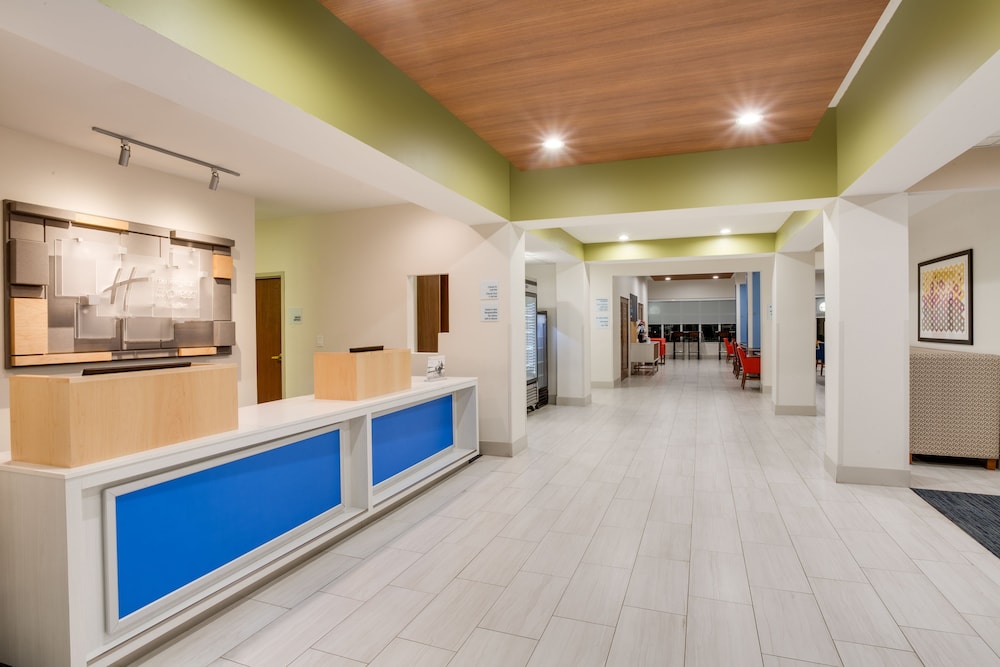 holiday inn express hotel and suites tampa fairgrounds casino by ihg