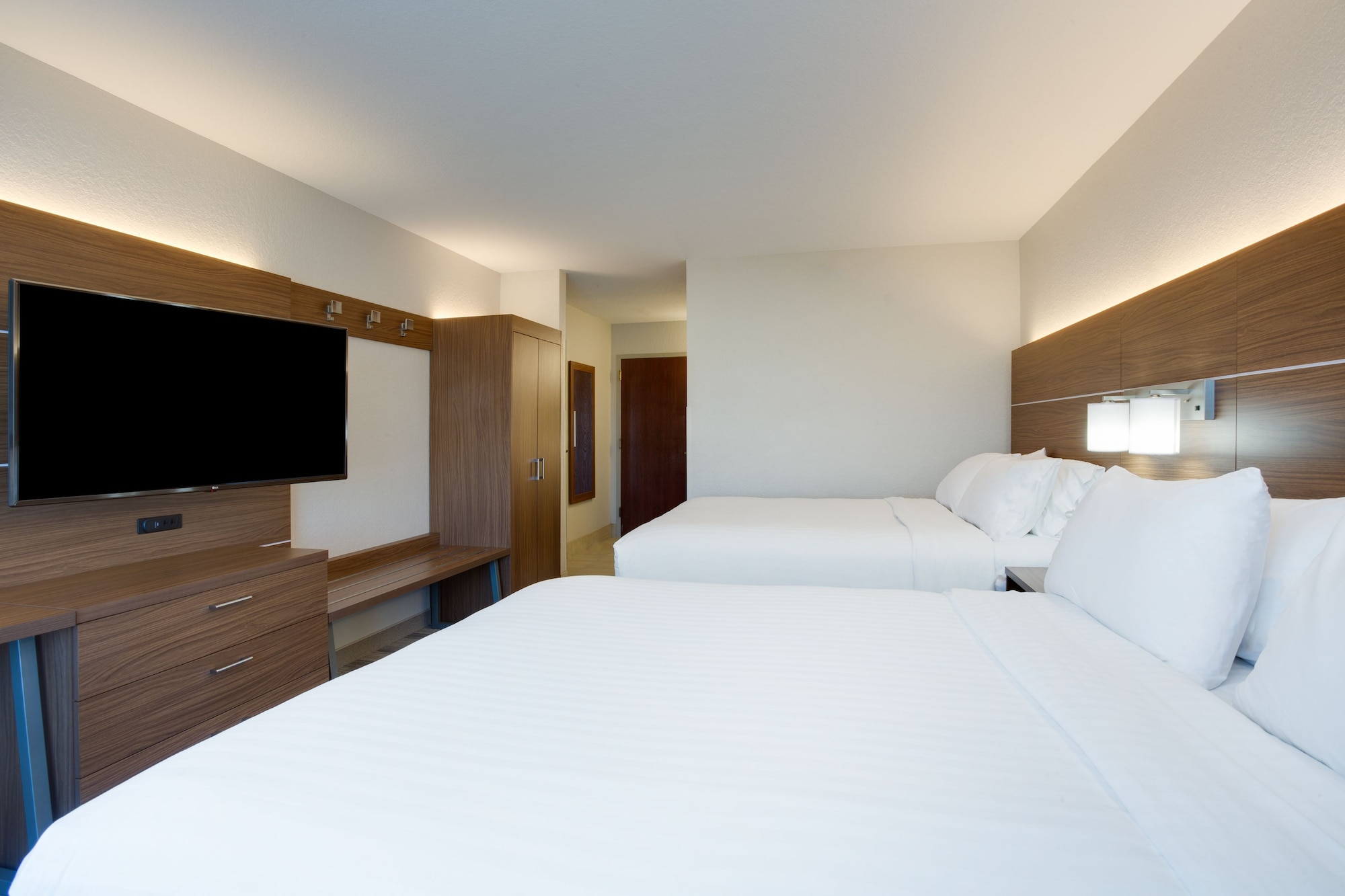 holiday inn express hotel and suites tampa fairgrounds casino by ihg