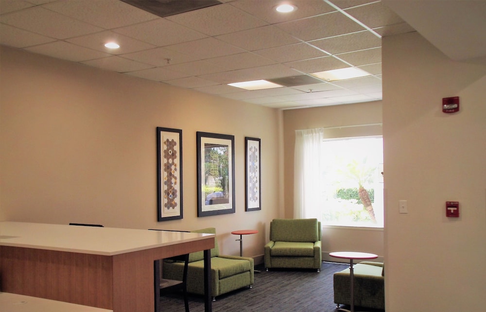 holiday inn express hotel and suites tampa fairgrounds casino by ihg
