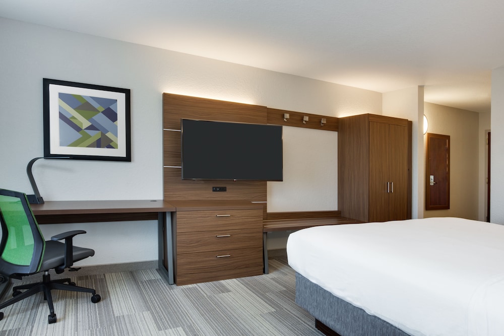 holiday inn express hotel and suites tampa fairgrounds casino by ihg