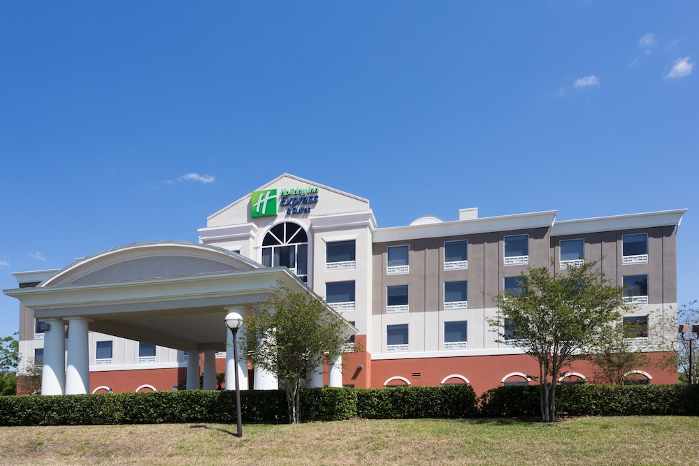 holiday inn express hotel and suites tampa fairgrounds casino by ihg