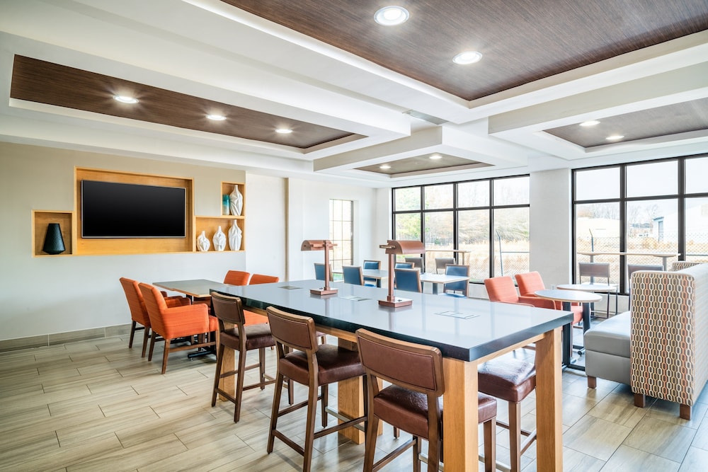 holiday inn express hotel and suites tappahannock by ihg