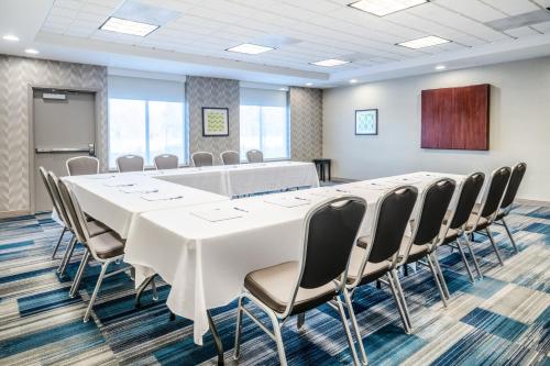 holiday inn express hotel and suites tappahannock by ihg
