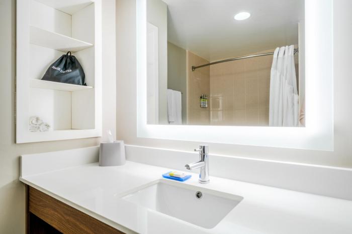 holiday inn express hotel and suites tappahannock by ihg