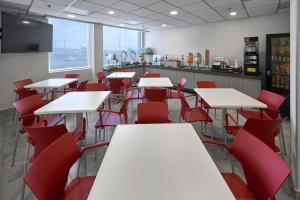 city express junior by marriott toluca aeropuerto