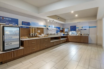 Holiday Inn Express Hotel & Suites The Villages By Ihg,Leesburg>>Lady Lake,3 star