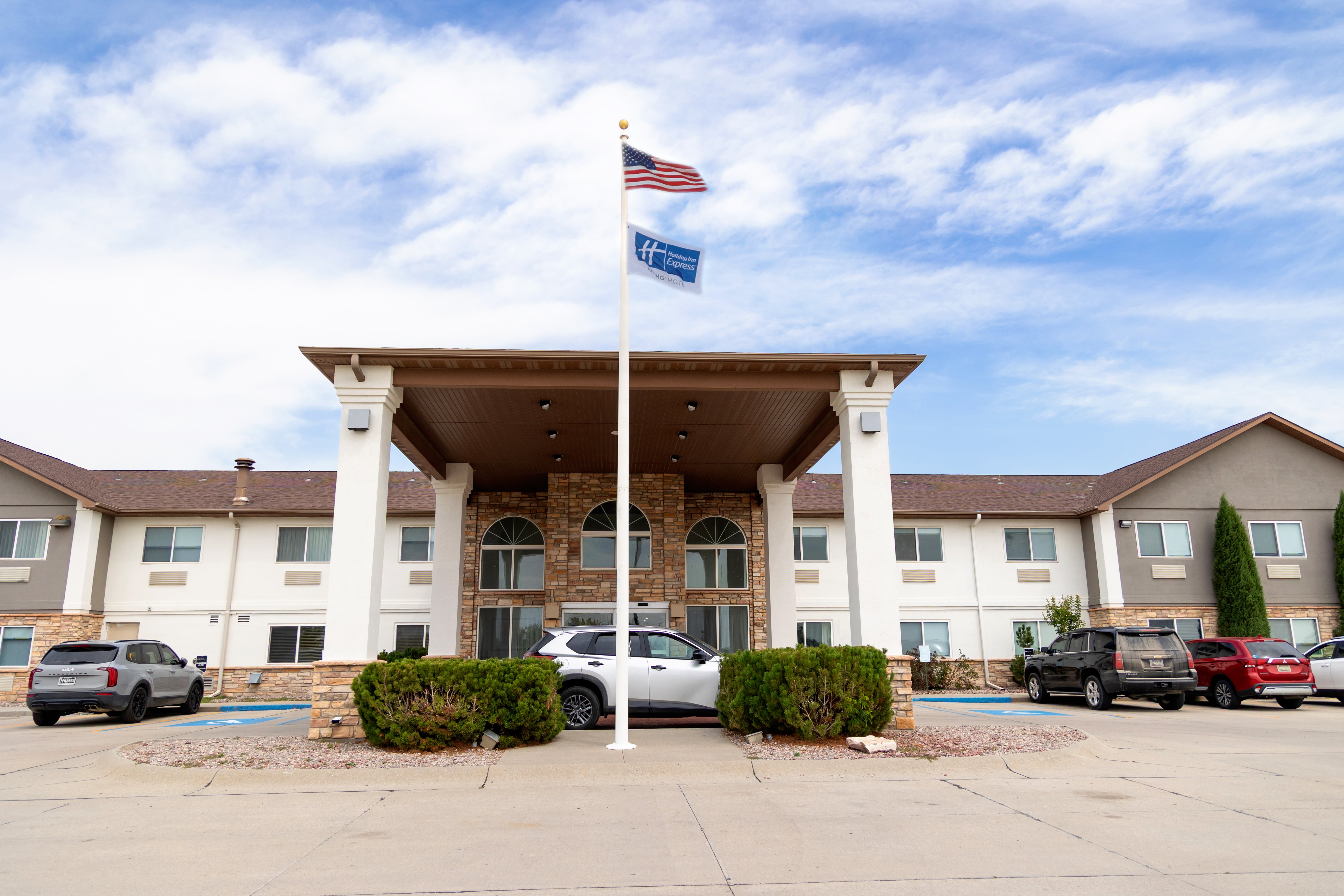 holiday inn express hotel and suites torrington by ihg