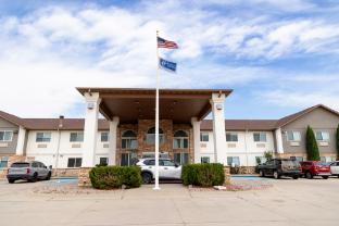 holiday inn express hotel and suites torrington by ihg