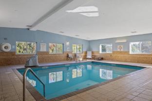 holiday inn express hotel and suites torrington by ihg