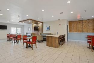 holiday inn express hotel and suites torrington by ihg