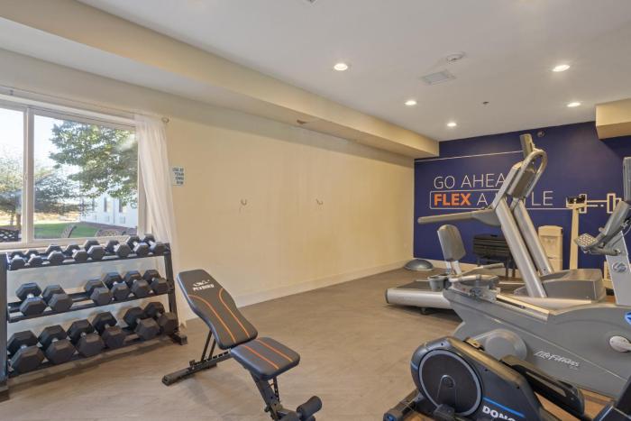 holiday inn express hotel and suites torrington by ihg