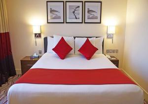 novotel suites riyadh olaya