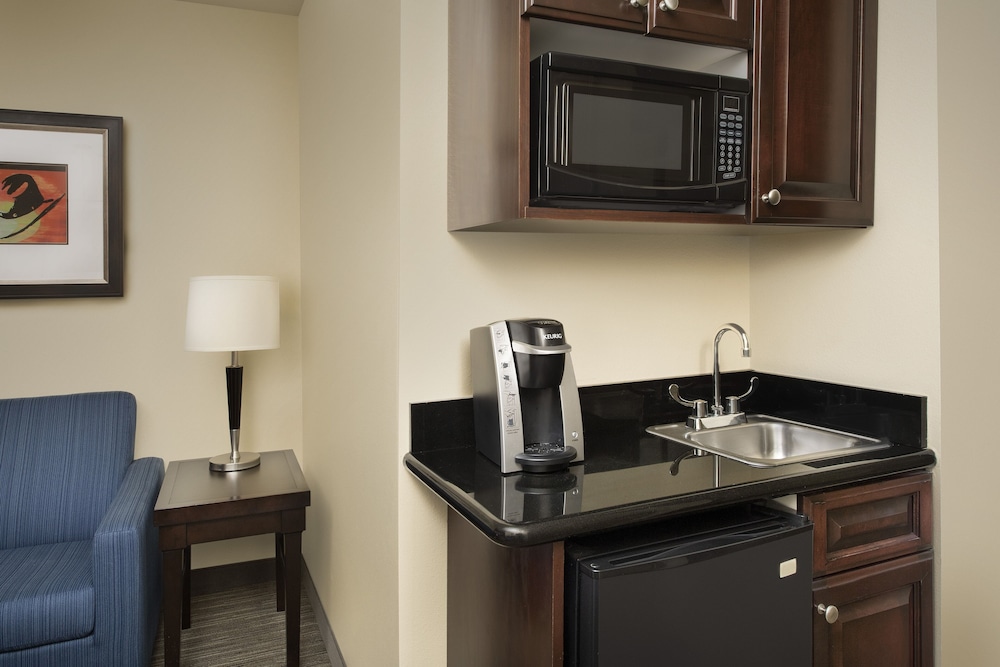holiday inn express hotel and suites uvalde by ihg