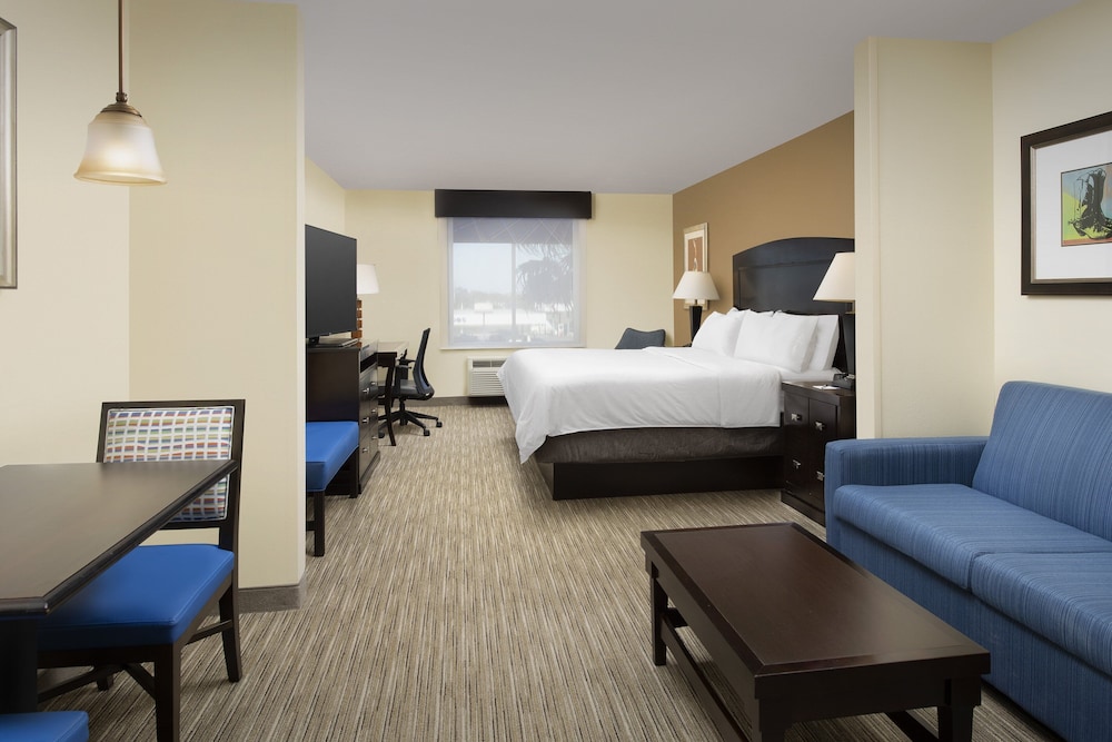 holiday inn express hotel and suites uvalde by ihg