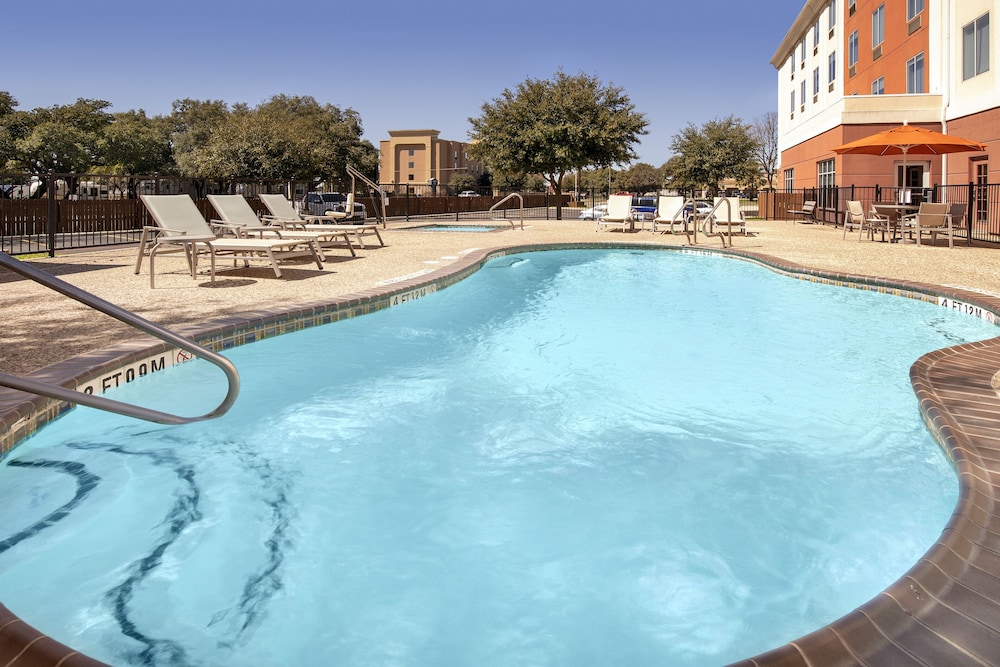 Holiday Inn Express Hotel & Suites Uvalde By Ihg,Texas>>Concan,3 star
