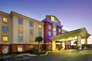 holiday inn express hotel and suites uvalde by ihg