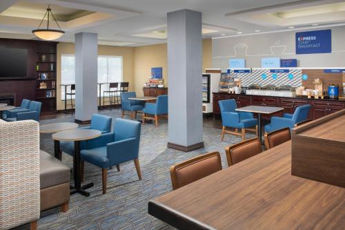 holiday inn express hotel and suites uvalde by ihg
