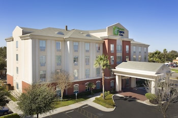 Holiday Inn Express Hotel & Suites Uvalde By Ihg,Texas>>Concan,3 star