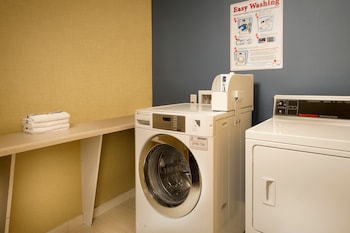 Holiday Inn Express Hotel & Suites Uvalde By Ihg,Texas>>Concan,3 star