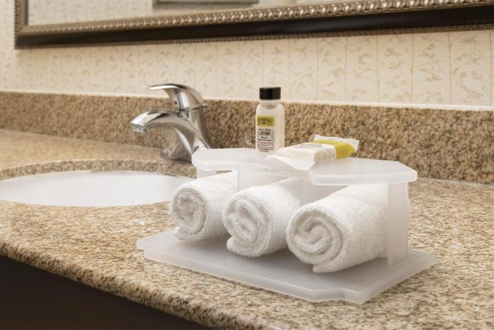 holiday inn express hotel and suites uvalde by ihg