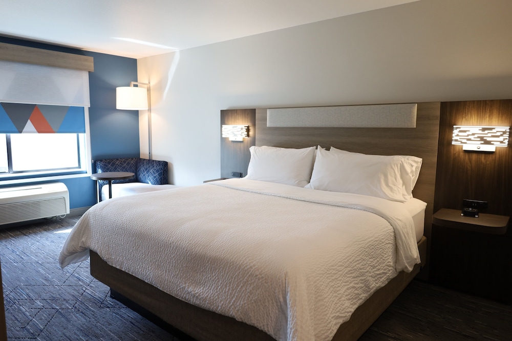 holiday inn express hotel and suites vancouver mall by ihg