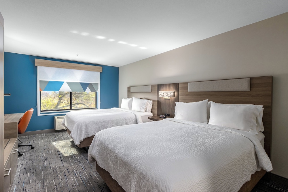 holiday inn express hotel and suites vancouver mall by ihg