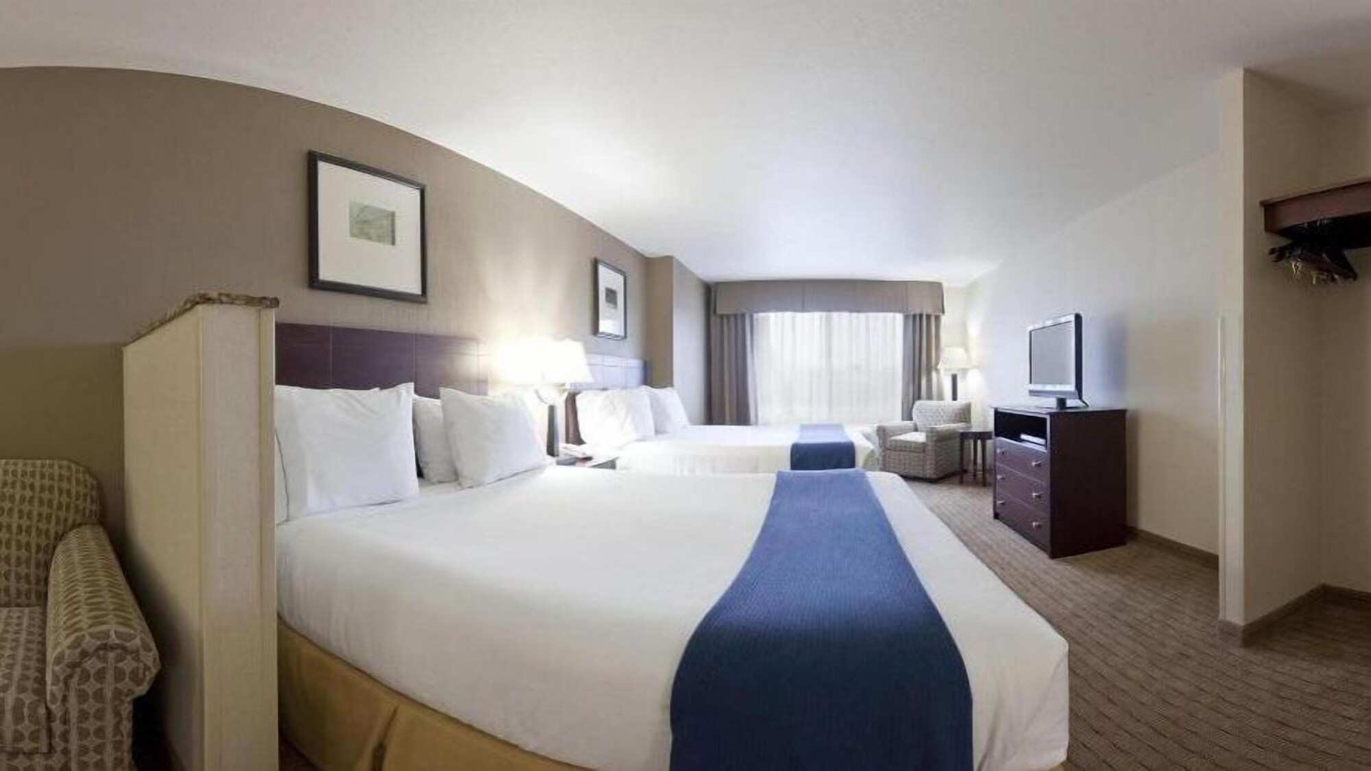 holiday inn express hotel and suites vancouver mall by ihg