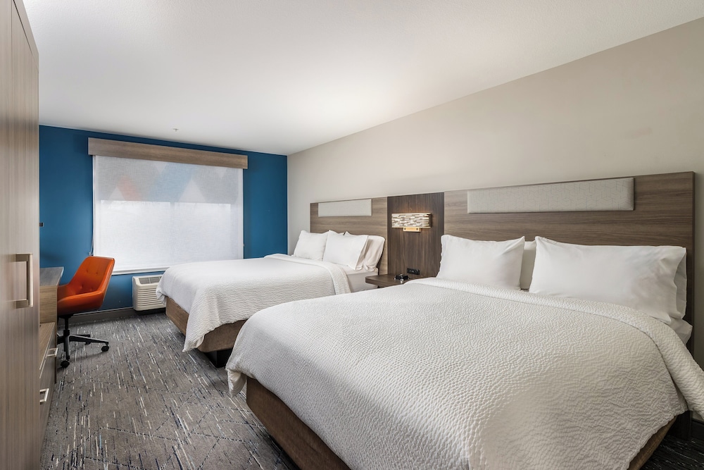 holiday inn express hotel and suites vancouver mall by ihg