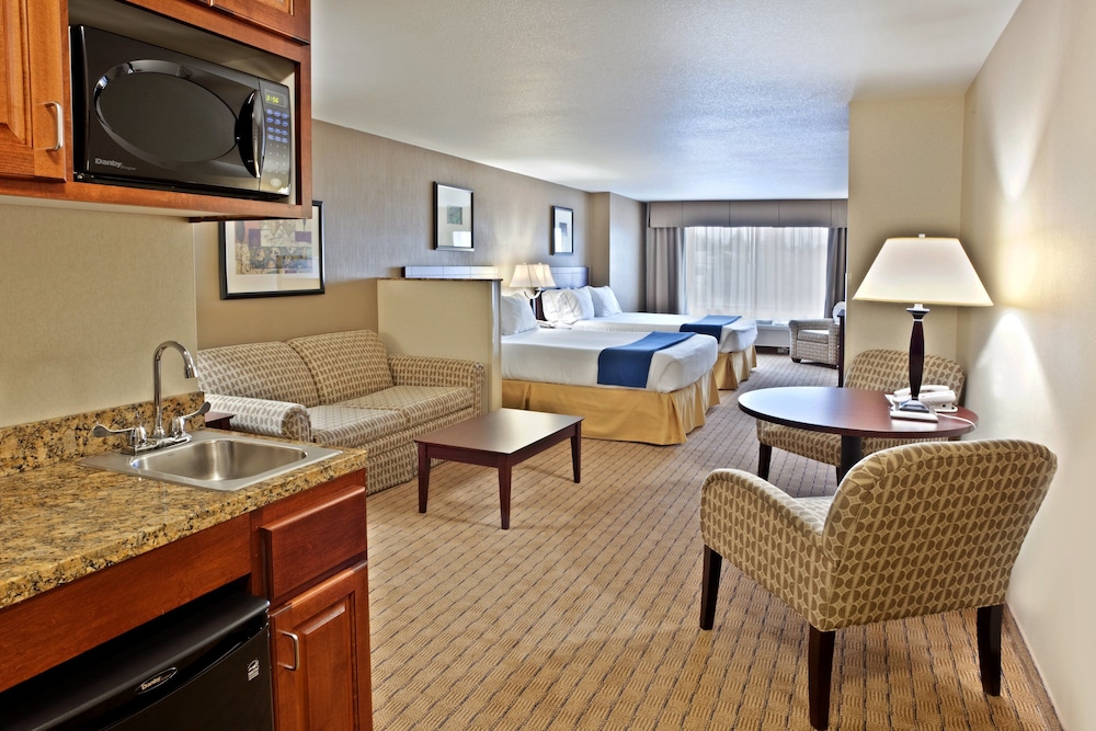 holiday inn express hotel and suites vancouver mall by ihg