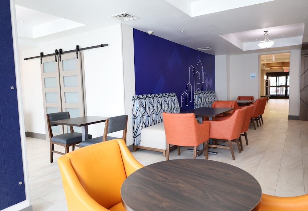 holiday inn express hotel and suites vancouver mall by ihg