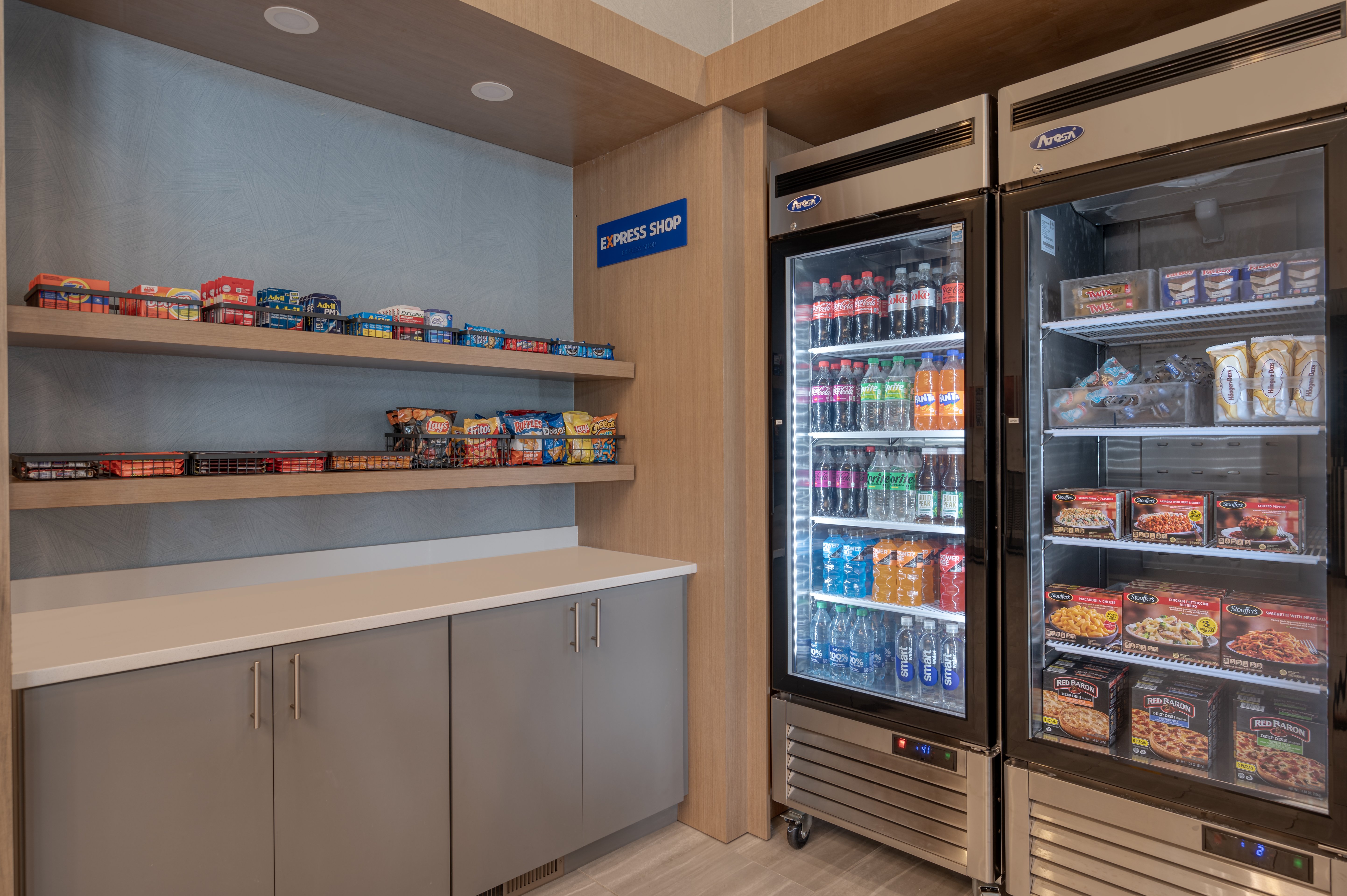 holiday inn express and suites wadsworth by ihg