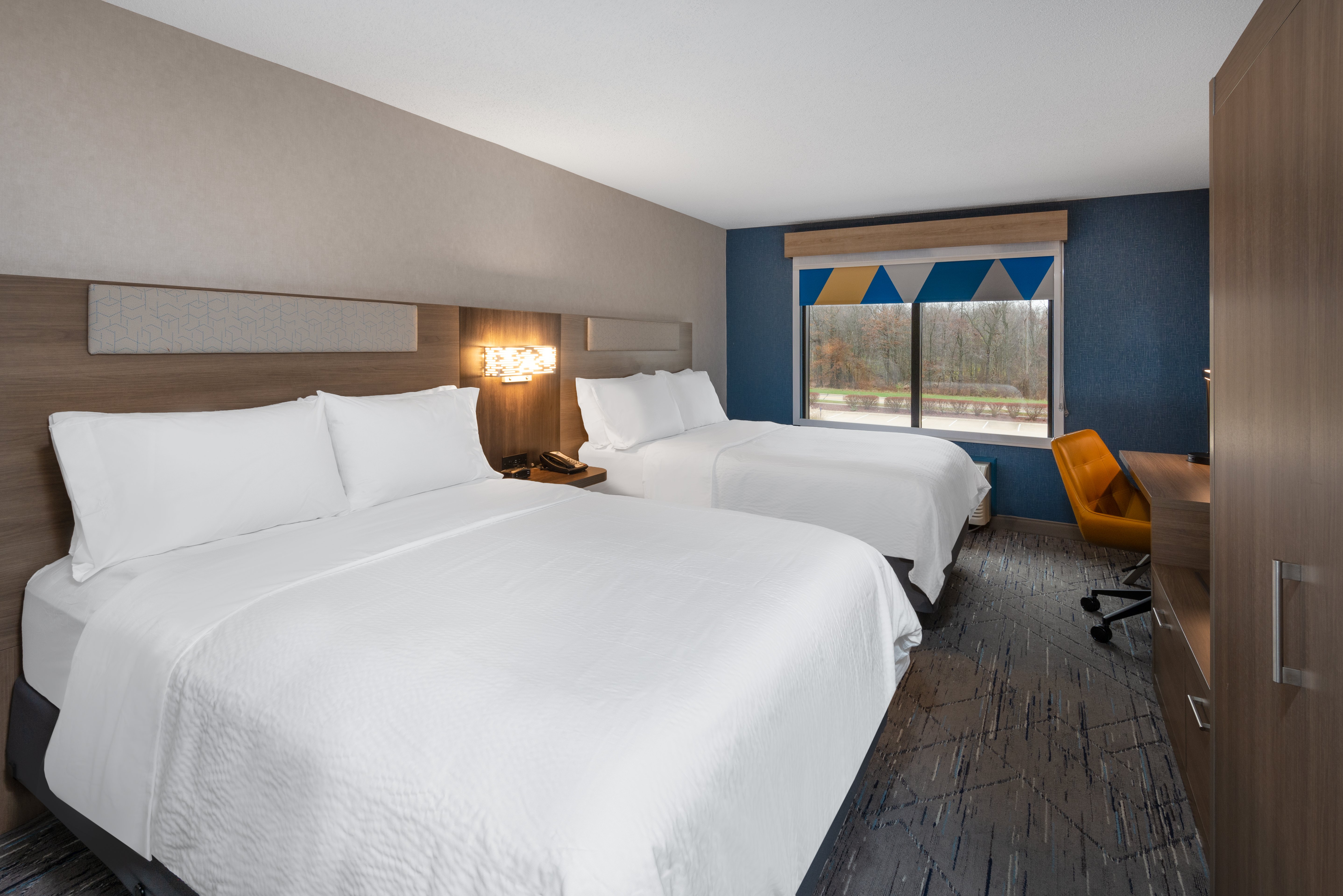 holiday inn express and suites wadsworth by ihg