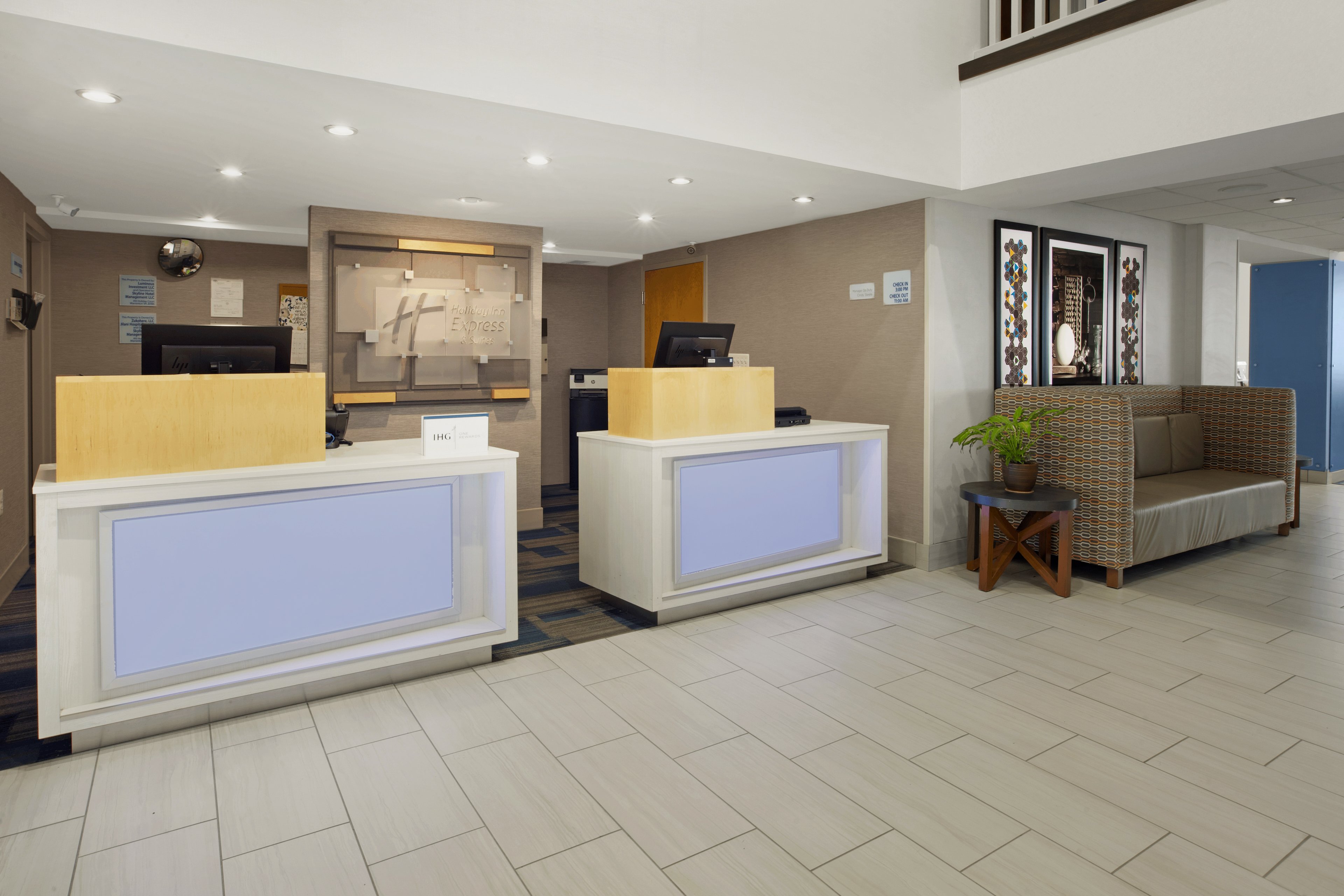 holiday inn express hotel and suites warrenton by ihg