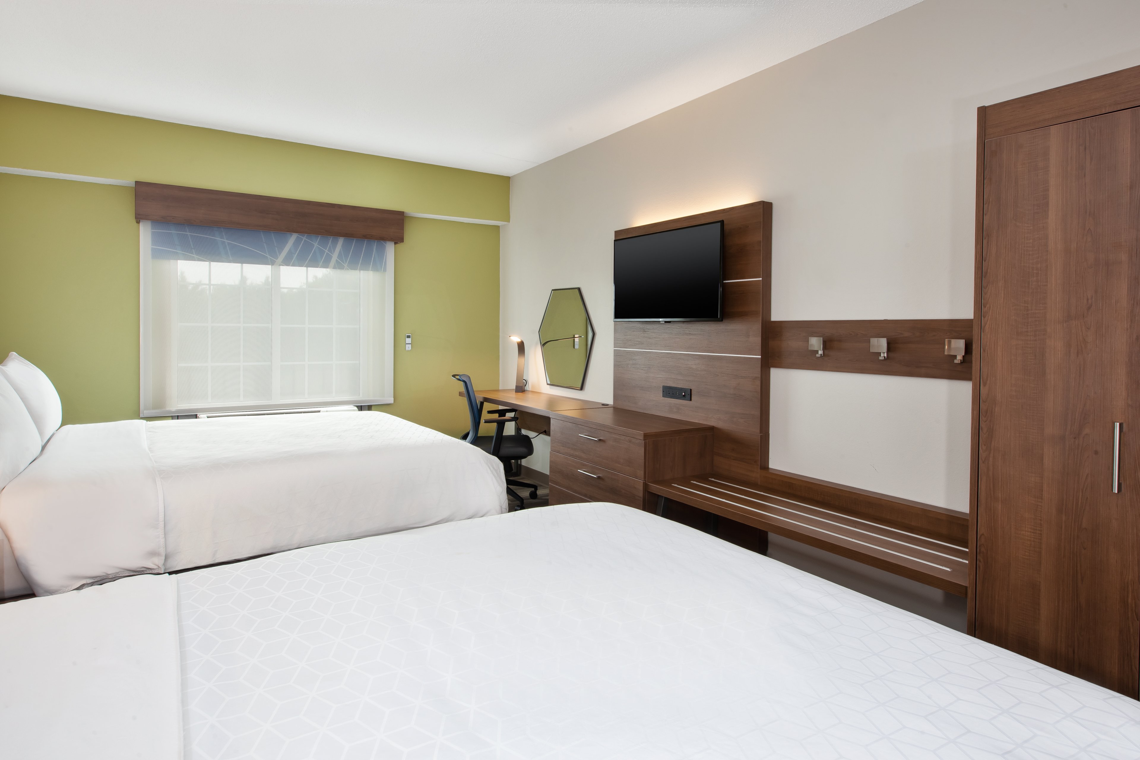 holiday inn express hotel and suites warrenton by ihg
