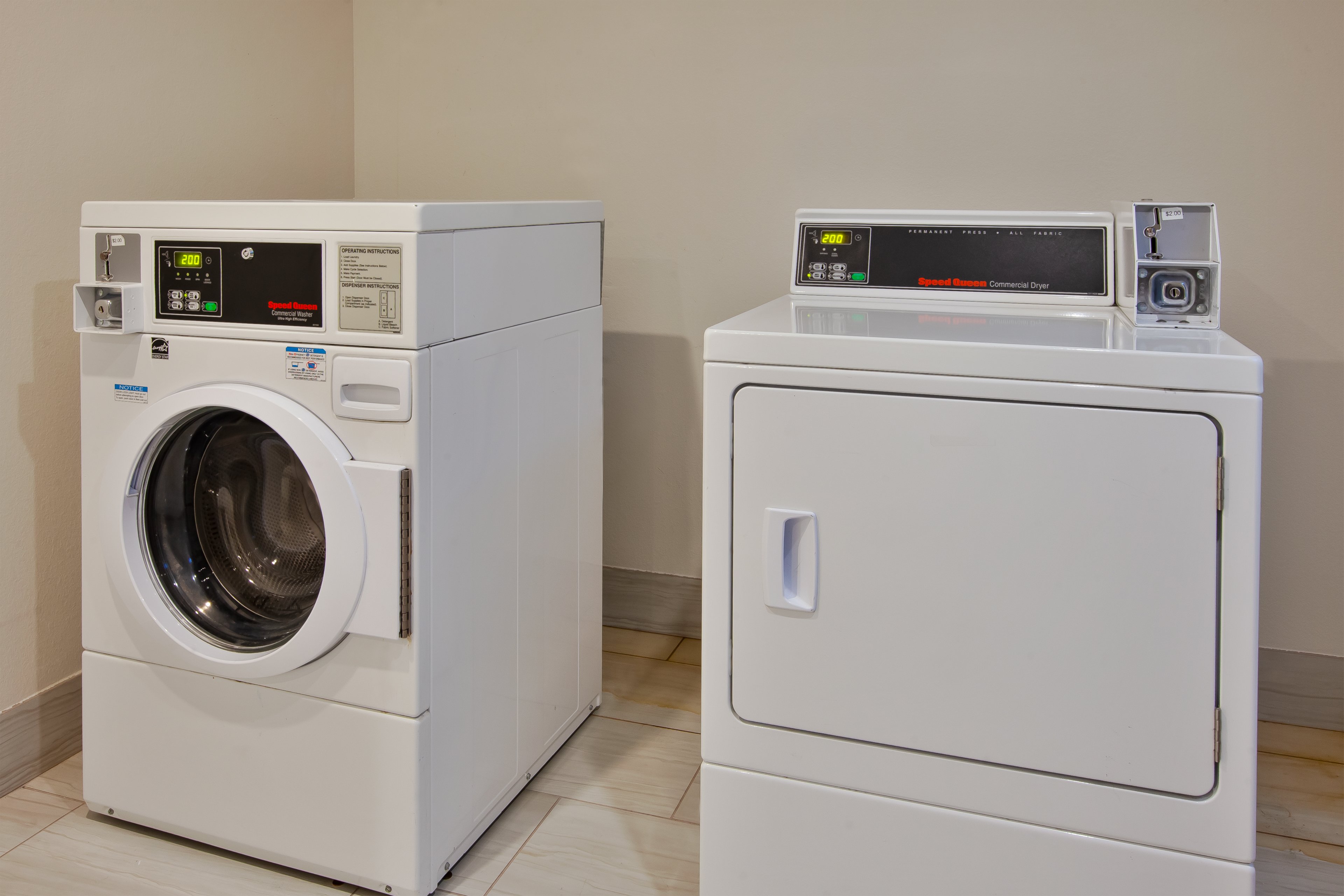 holiday inn express hotel and suites warrenton by ihg