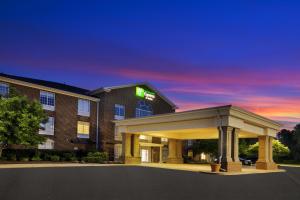 holiday inn express hotel and suites warrenton by ihg