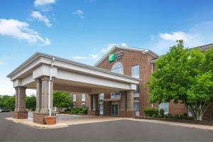holiday inn express hotel and suites warrenton by ihg