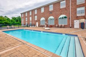 holiday inn express hotel and suites warrenton by ihg