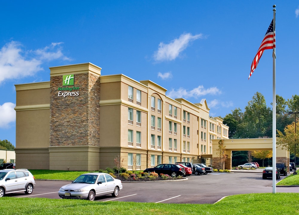 holiday inn express and suites west long branch eatontown