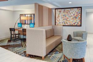 holiday inn express and suites west long branch eatontown