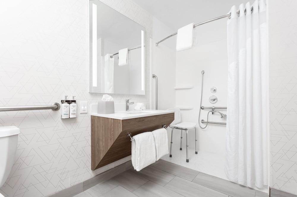 holiday inn express and suites williamsburg by ihg