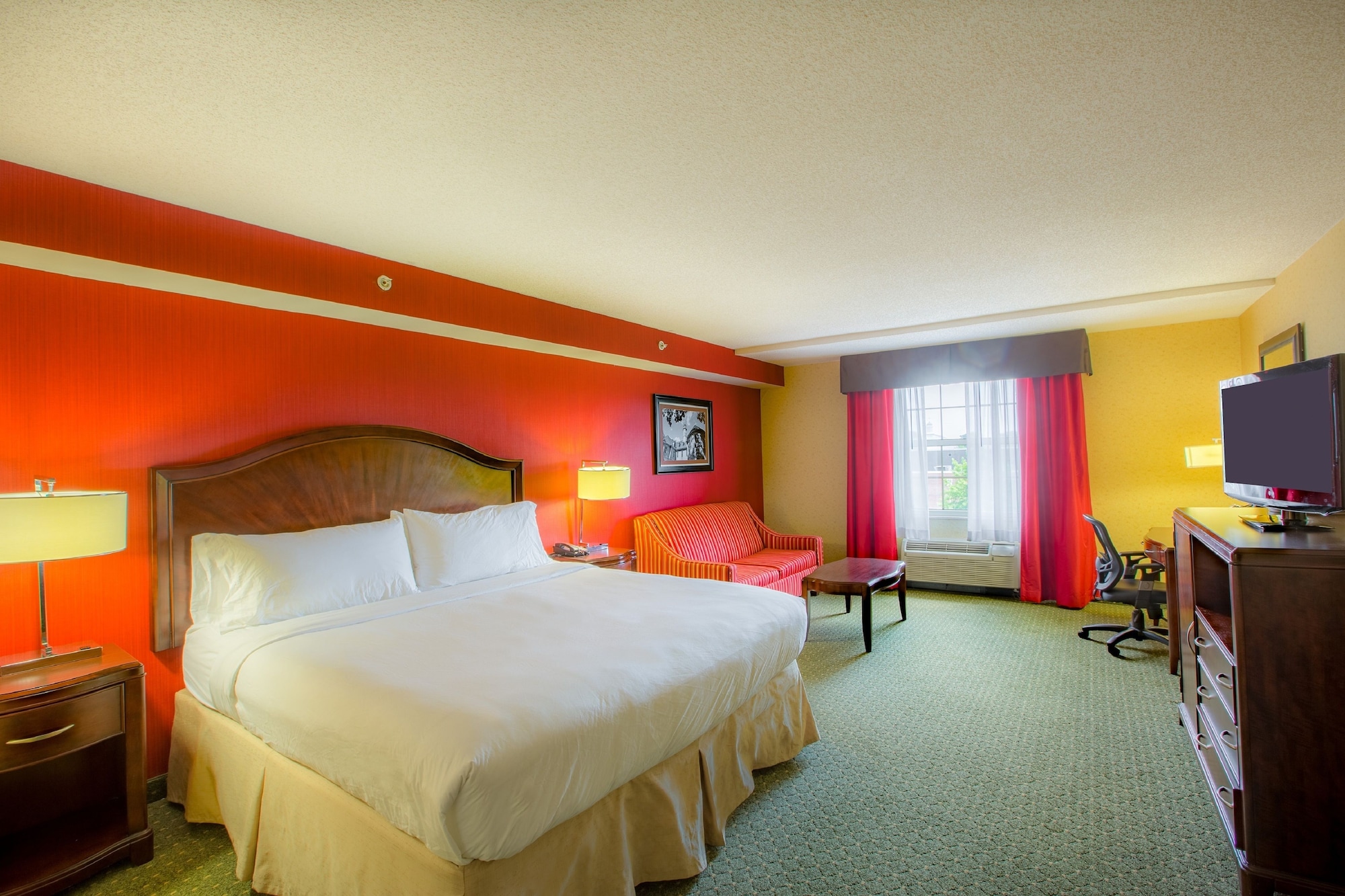 holiday inn express and suites williamsburg by ihg