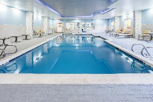 holiday inn express and suites williamsburg by ihg